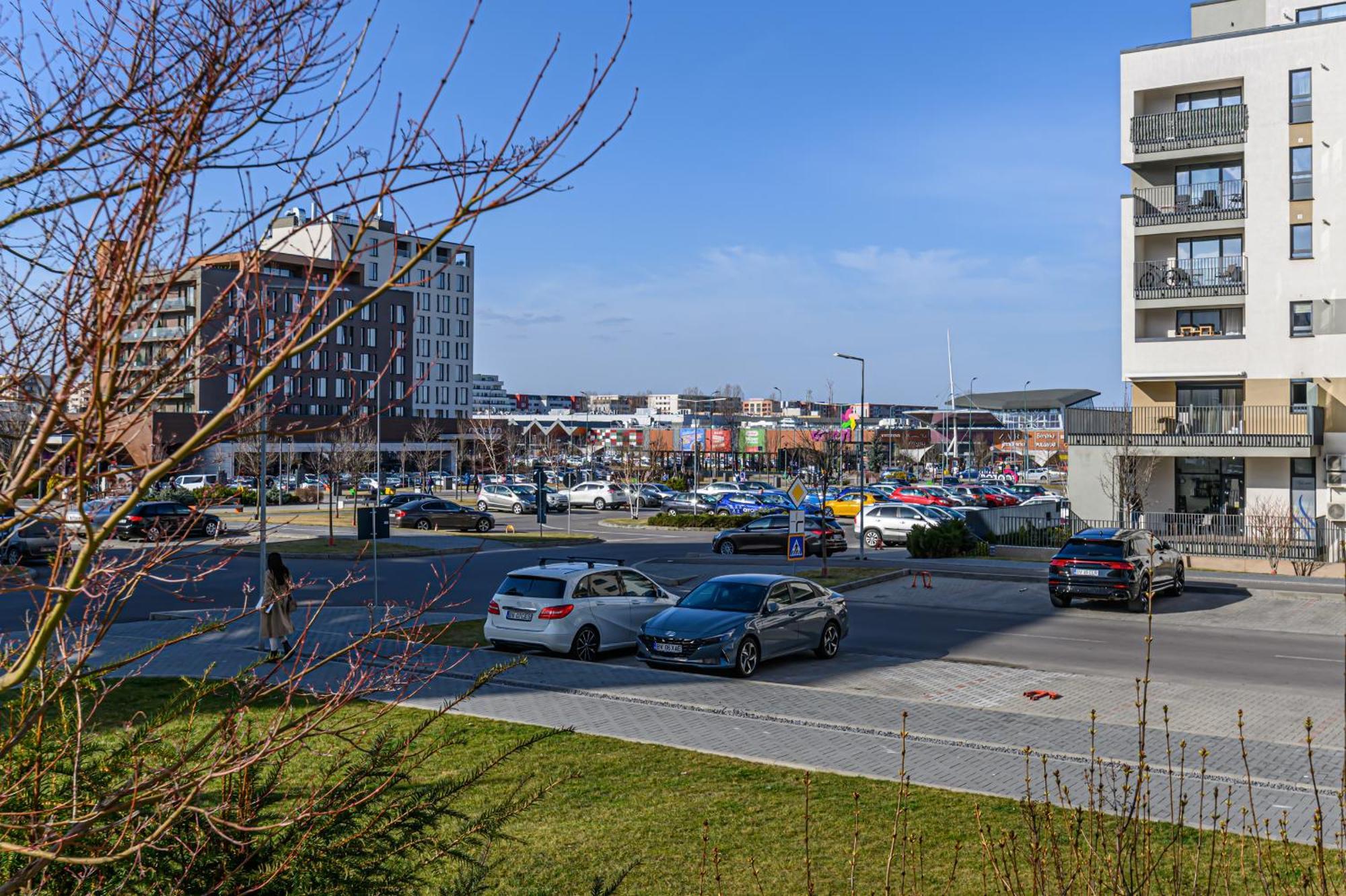 Jad - Luxury 3 Rooms & 2 Rooms Apartments In Kasper, Near Coresi Mall Braşov Eksteriør bilde