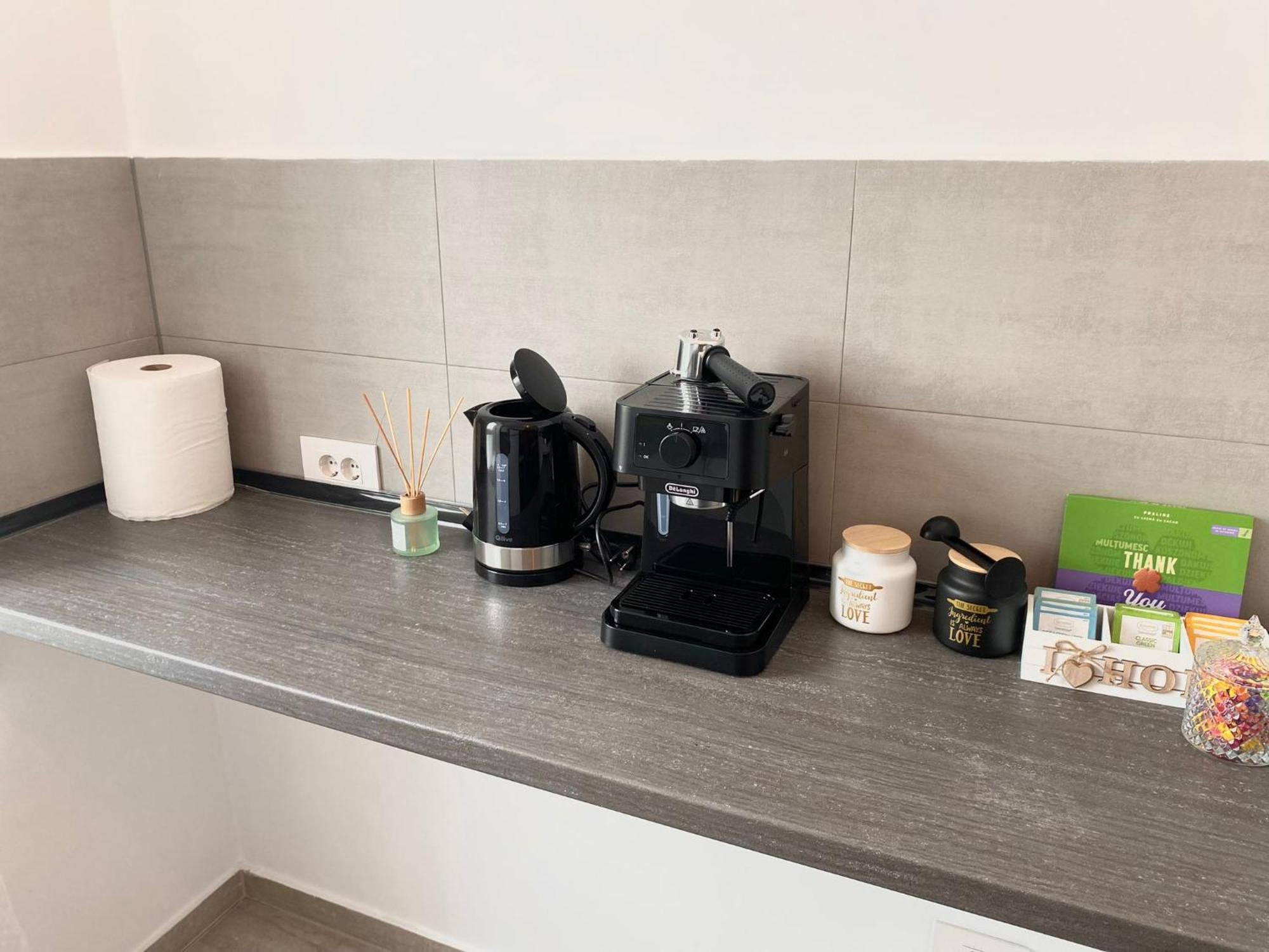 Jad - Luxury 3 Rooms & 2 Rooms Apartments In Kasper, Near Coresi Mall Braşov Eksteriør bilde